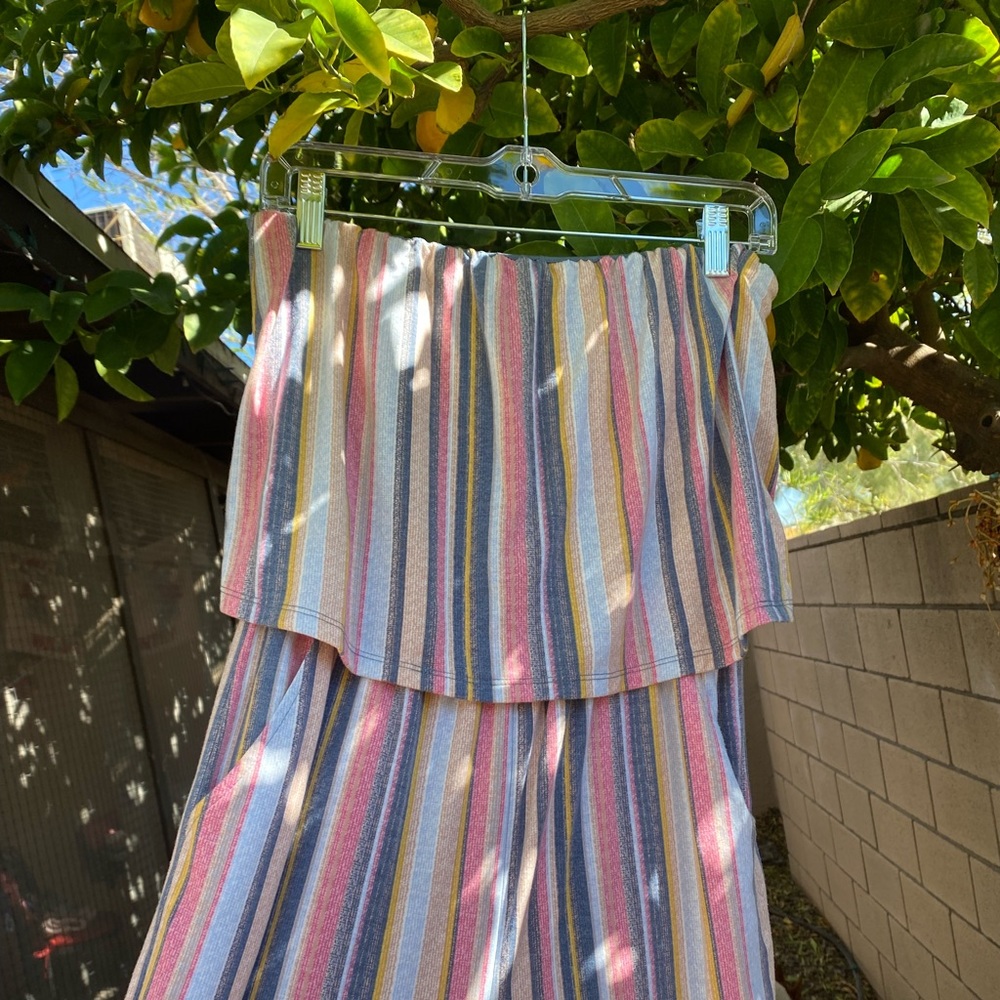 Strapless Multicolor Romper🦋 - Picture 7 of 8